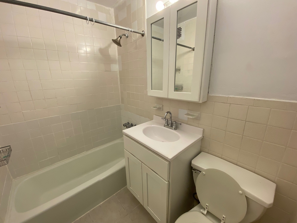 100 Broadway - Photo 4