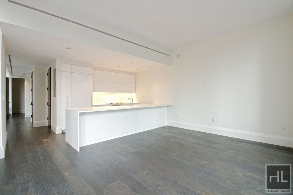 172 Madison Avenue - Photo 2