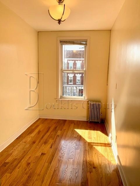 44-13 25th Avenue - Photo 4