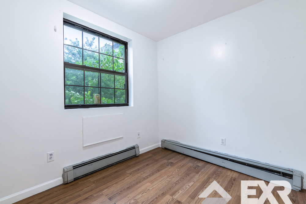 653 Marcy Avenue - Photo 4