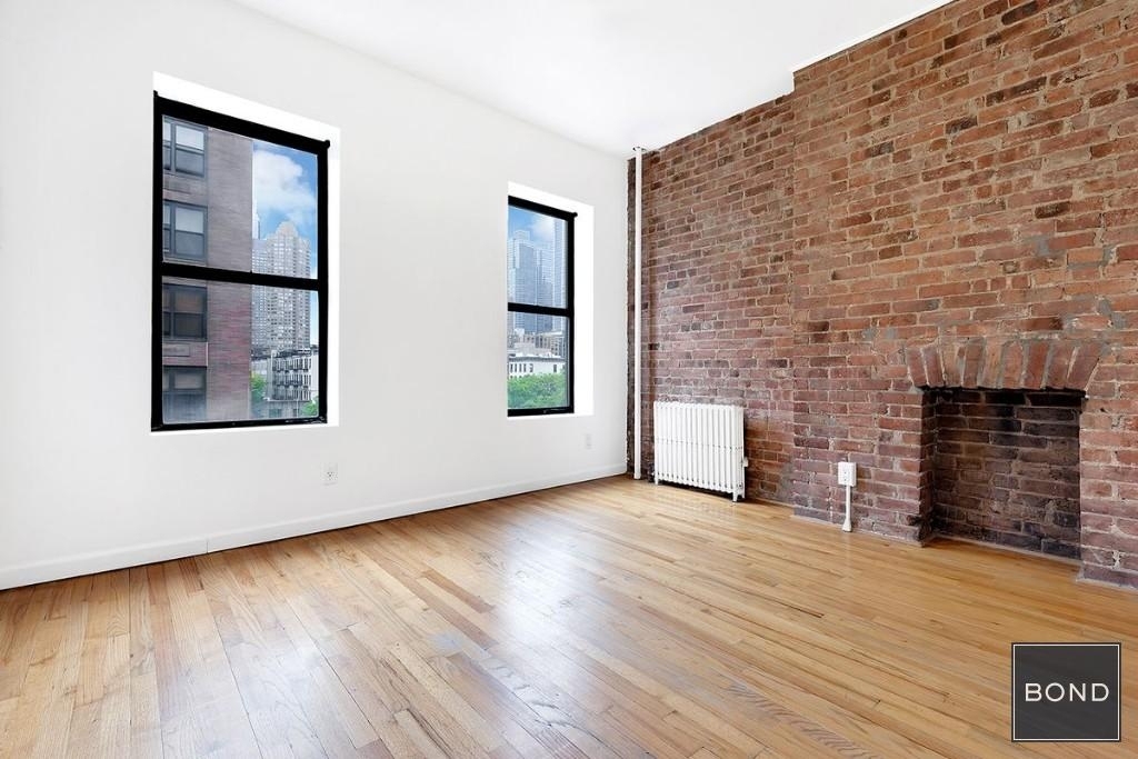 449 West 48th Street - Photo 0