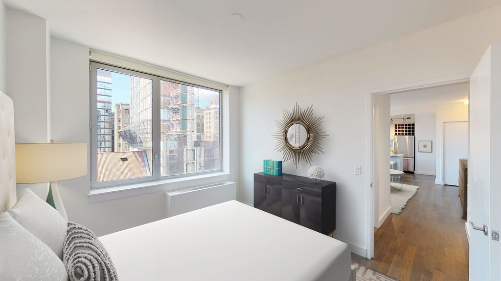 801 Amsterdam Avenue - Photo 17