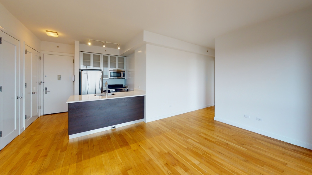 808 Columbus Avenue - Photo 6