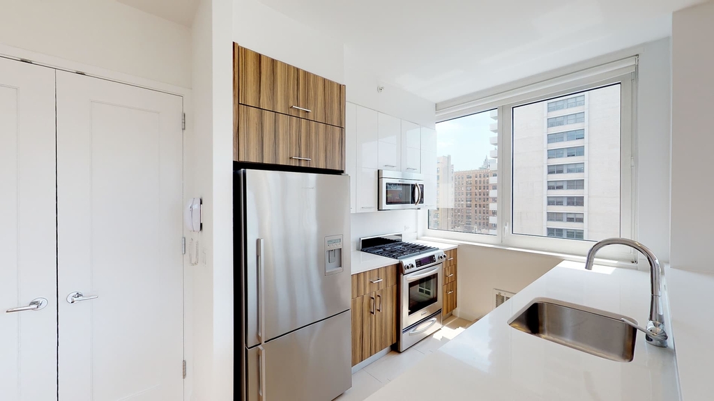 805 Columbus Avenue - Photo 19