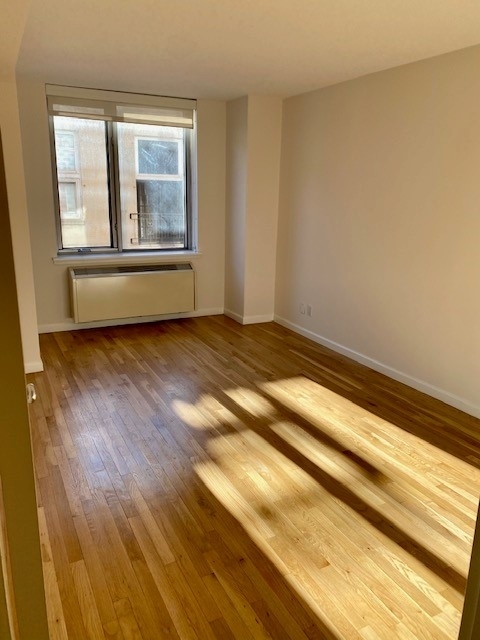 120 West 21st Street - Photo 1