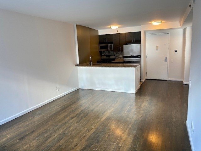 120 West 21st Street - Photo 9