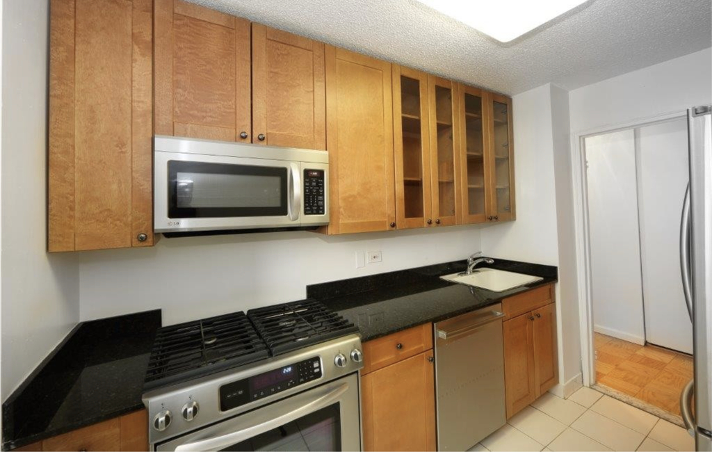 363 West 30th Street, Unit 307 - Photo 1