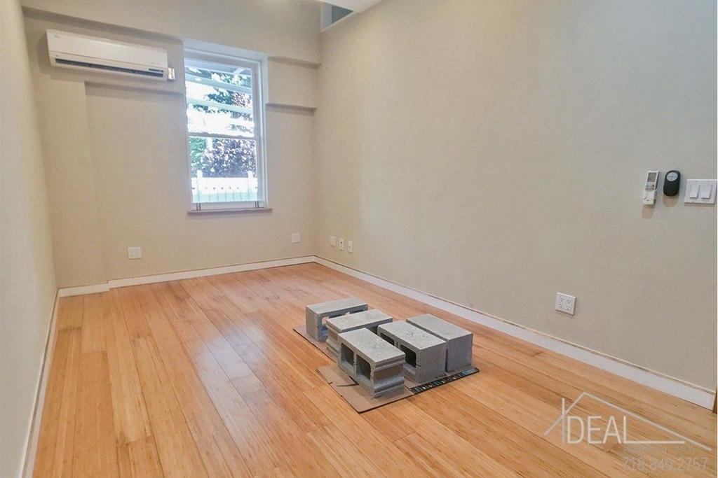 367 5th Avenue - Photo 3