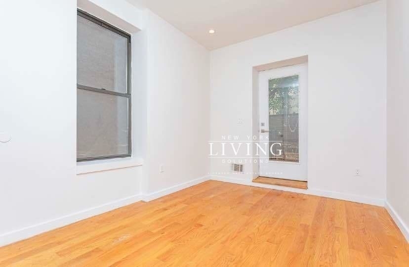 662 Park Place - Photo 6