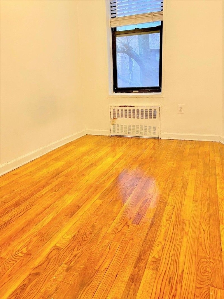 1702 Second Avenue - Photo 3