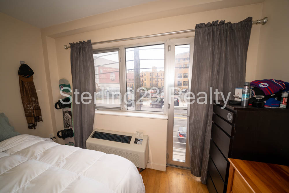 23-15 Astoria Boulevard - Photo 8