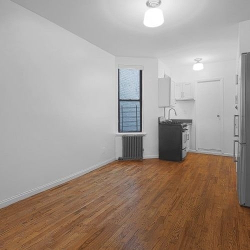 1420 3rd Avenue - Photo 3