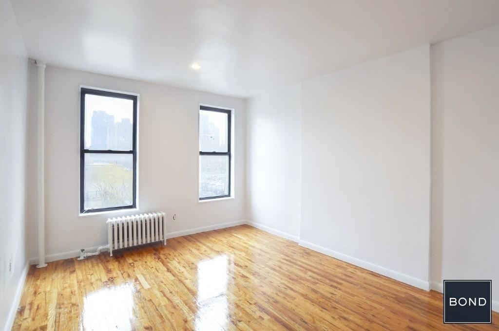 97 Third Avenue - Photo 2