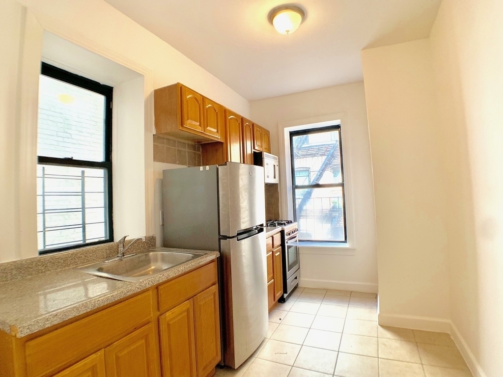 223 West 105th Street - Photo 4