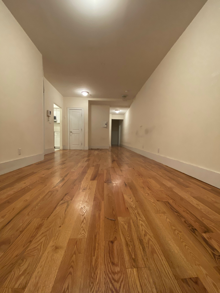 342 West 47th Street - Photo 9