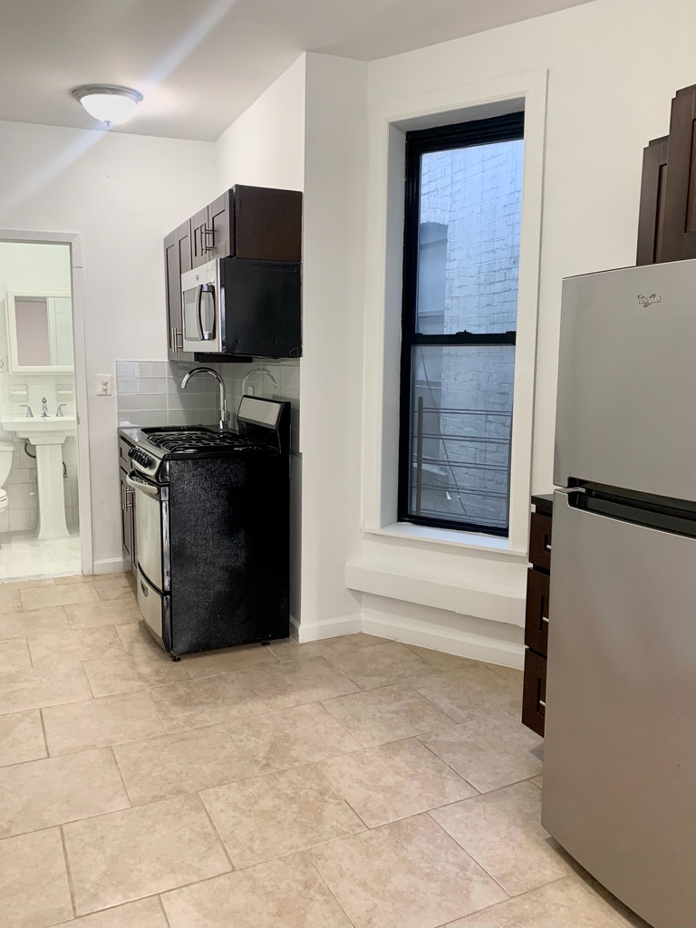 225 West 105th Street - Photo 3