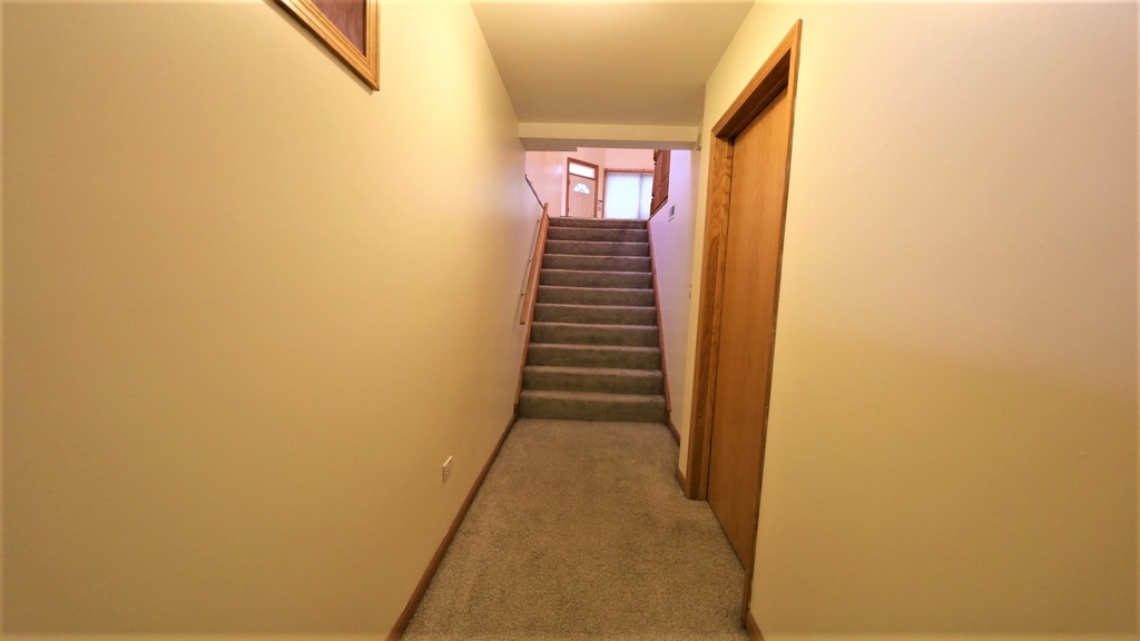 1086 North Marshfield Avenue - Photo 22