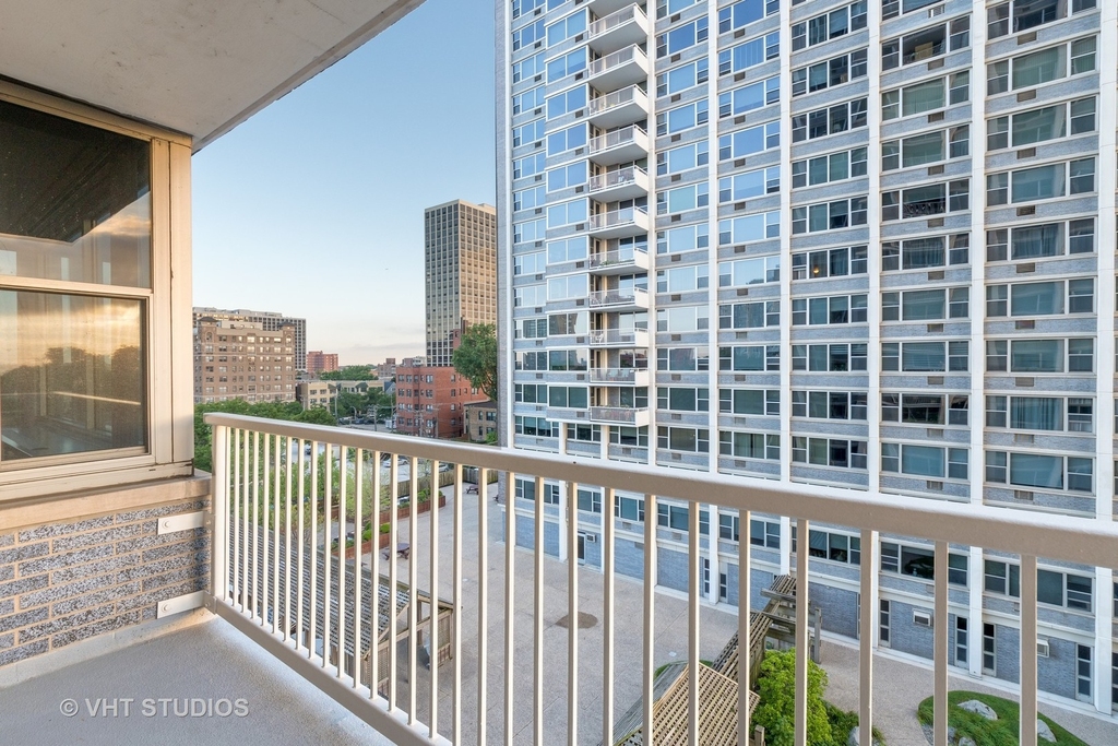 4250 North Marine Drive - Photo 17