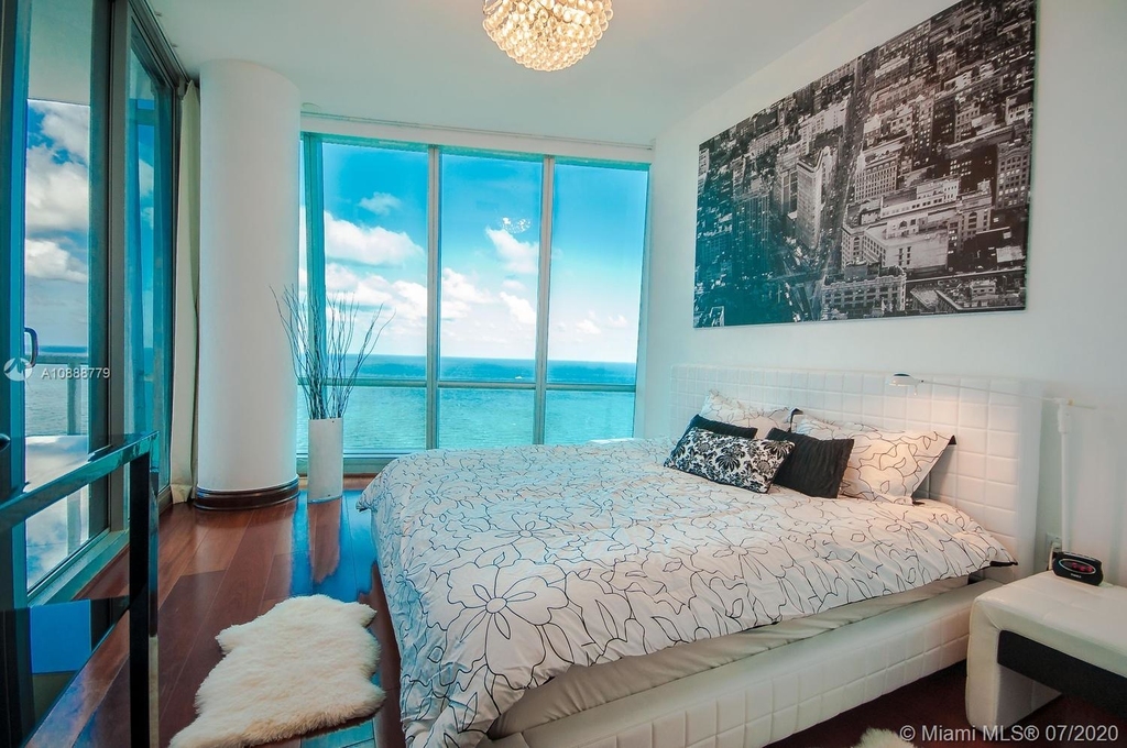 17121 Collins Ave - Photo 43