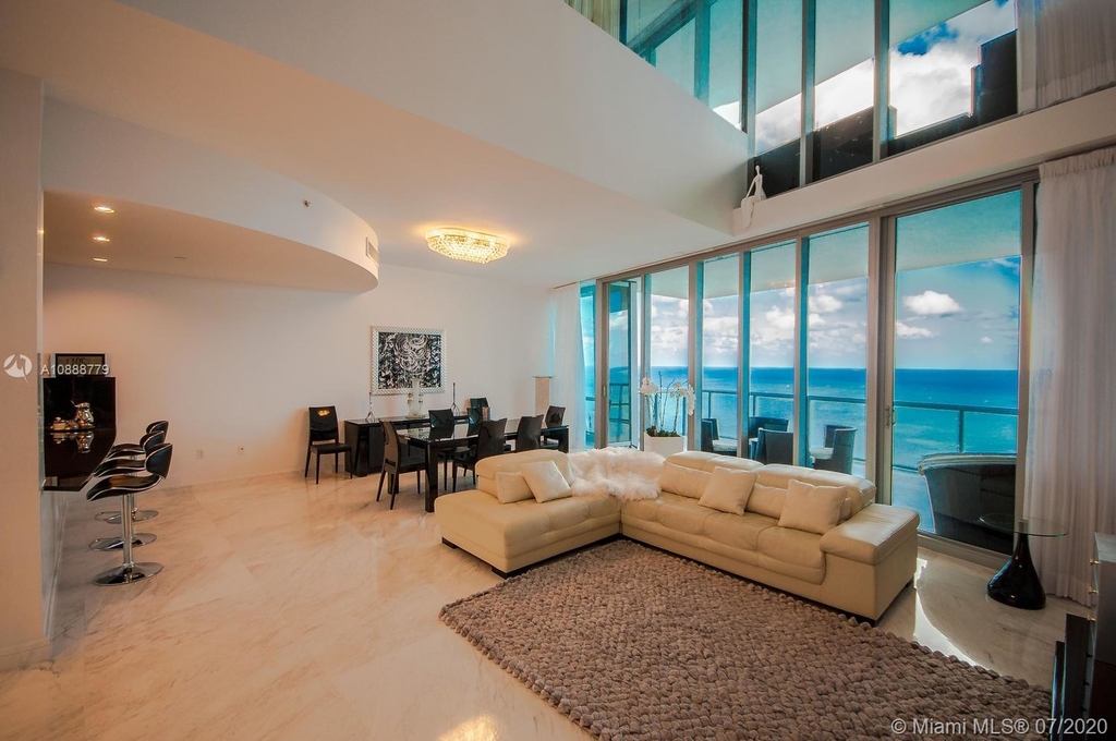 17121 Collins Ave - Photo 6