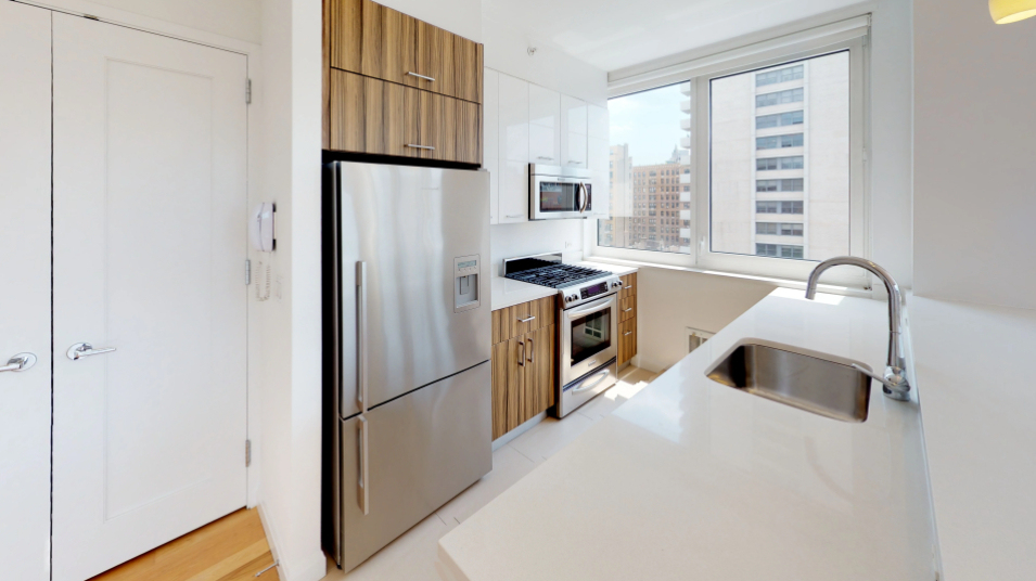 775 Columbus Avenue - Photo 2