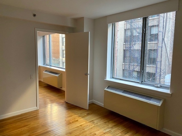 120 West 21st Street - Photo 2