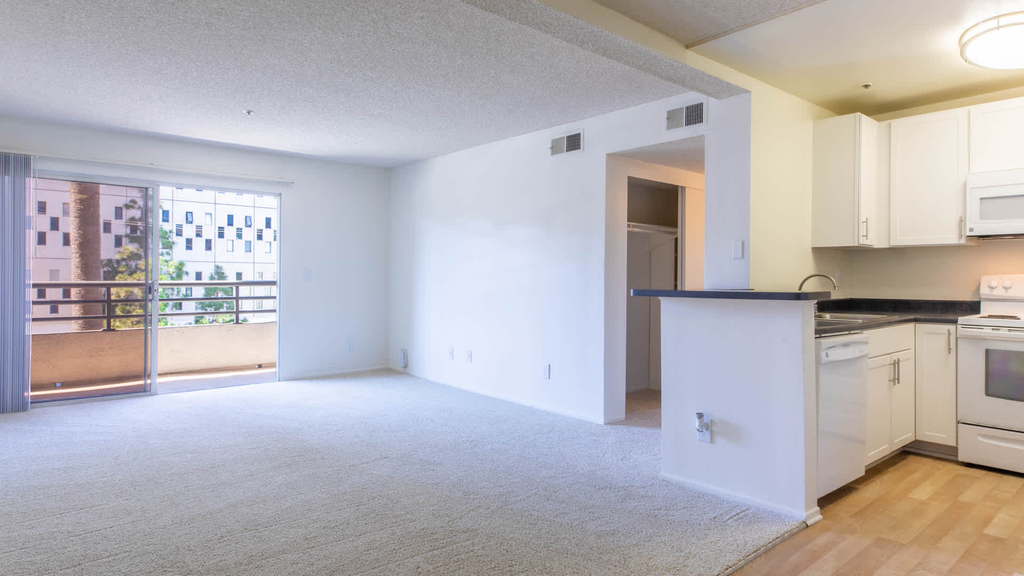 9400 La Tijera Blvd. - Photo 5