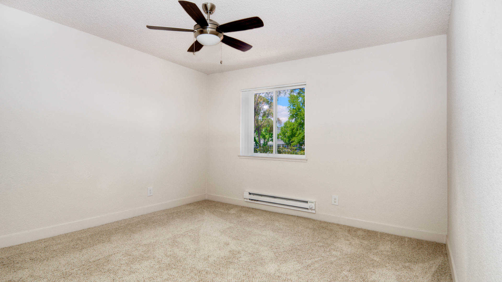 555 E. El Camino Real - Photo 17