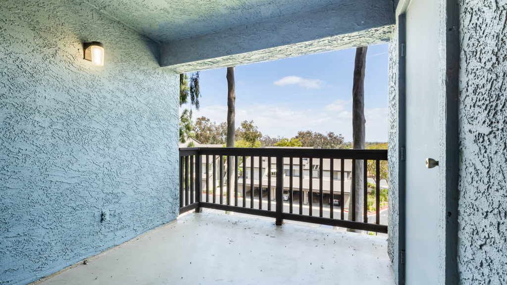 3500 Hathaway Ave. - Photo 9