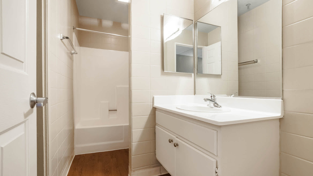 1710 N Fuller Ave - Photo 25