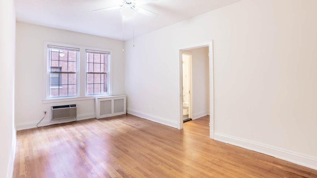 4850 Connecticut Ave. Nw - Photo 10