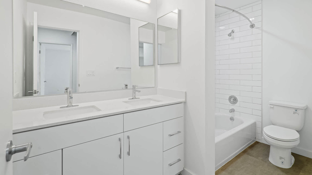 1080 Carolan Avenue - Photo 14