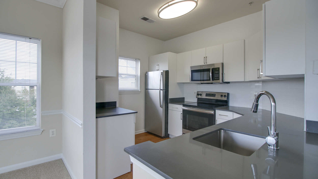 3700 Richmond Hwy - Photo 26