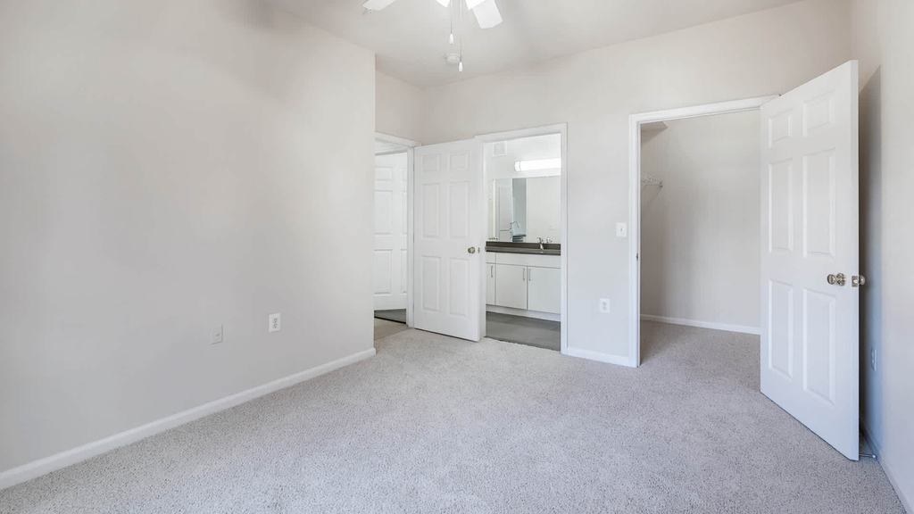 3700 Richmond Hwy - Photo 13