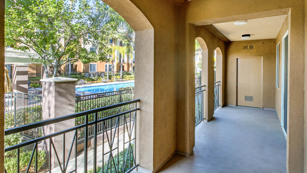 6150 De Soto Avenue - Photo 11