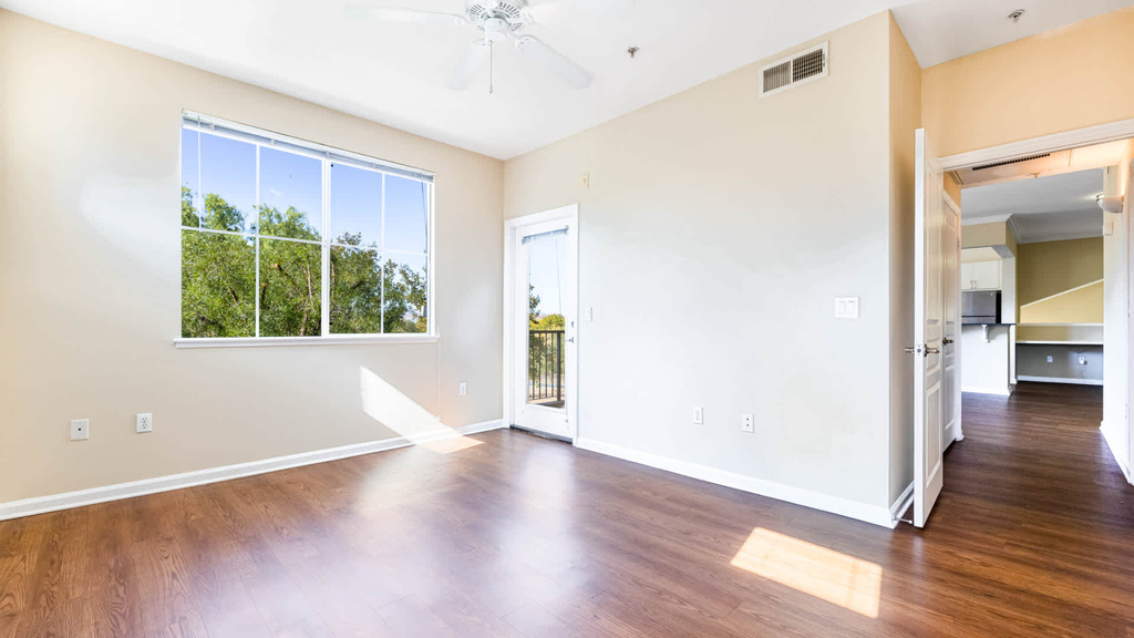 24905 Magic Mountain Parkway - Photo 26