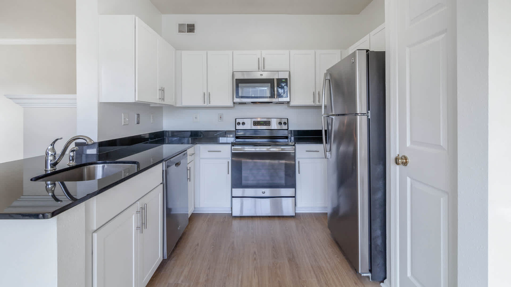 11727 Fairfax Woods Way - Photo 12