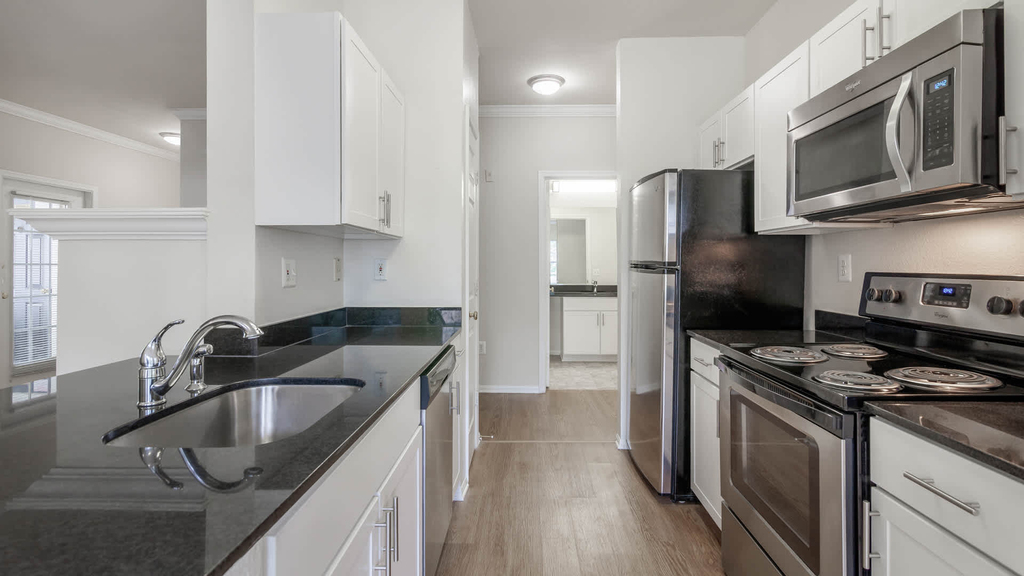 11727 Fairfax Woods Way - Photo 28