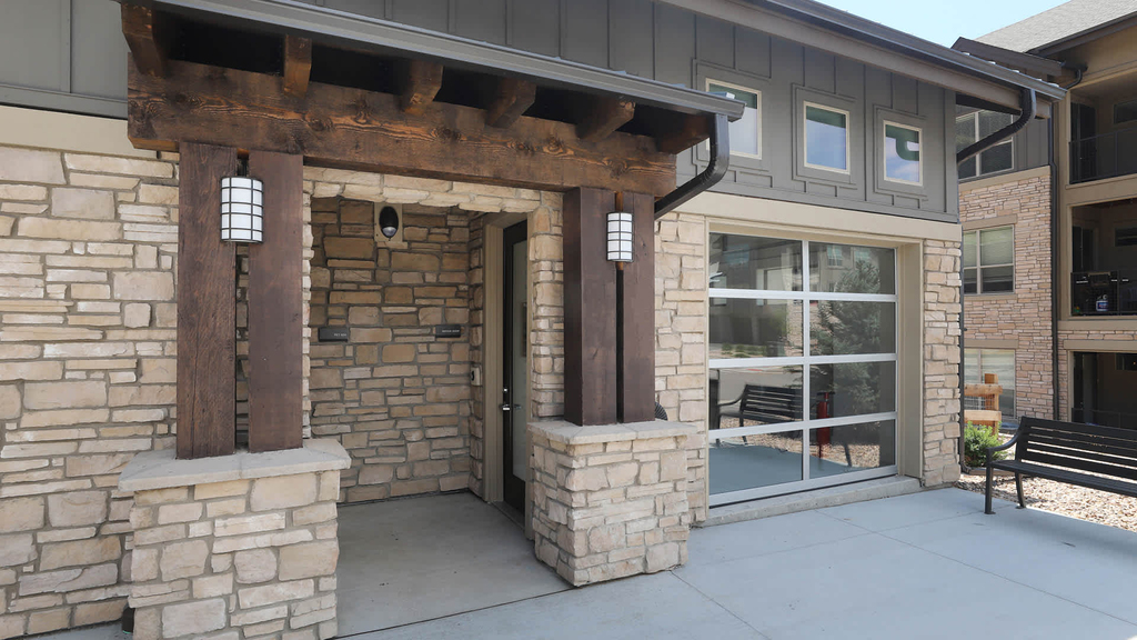 6200 Castlegate Dr. - Photo 2