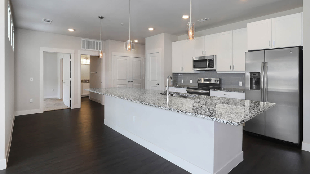 6200 Castlegate Dr. - Photo 6