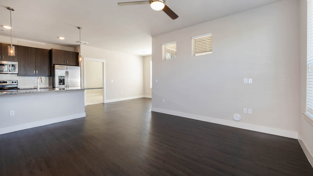 6200 Castlegate Dr. - Photo 8