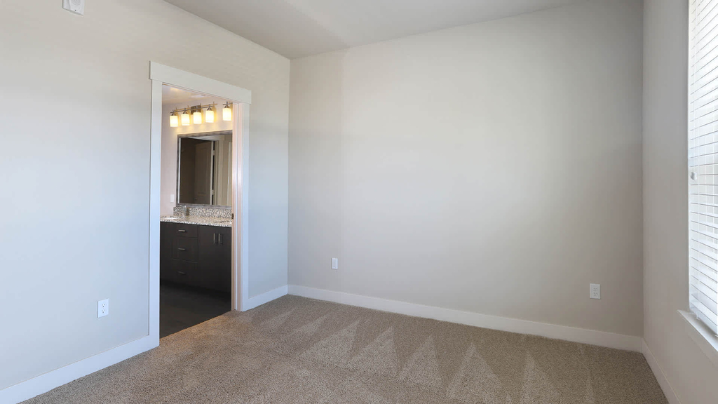 6200 Castlegate Dr. - Photo 14
