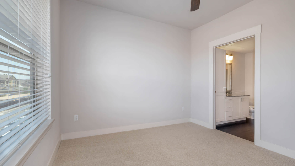 6200 Castlegate Dr. - Photo 17