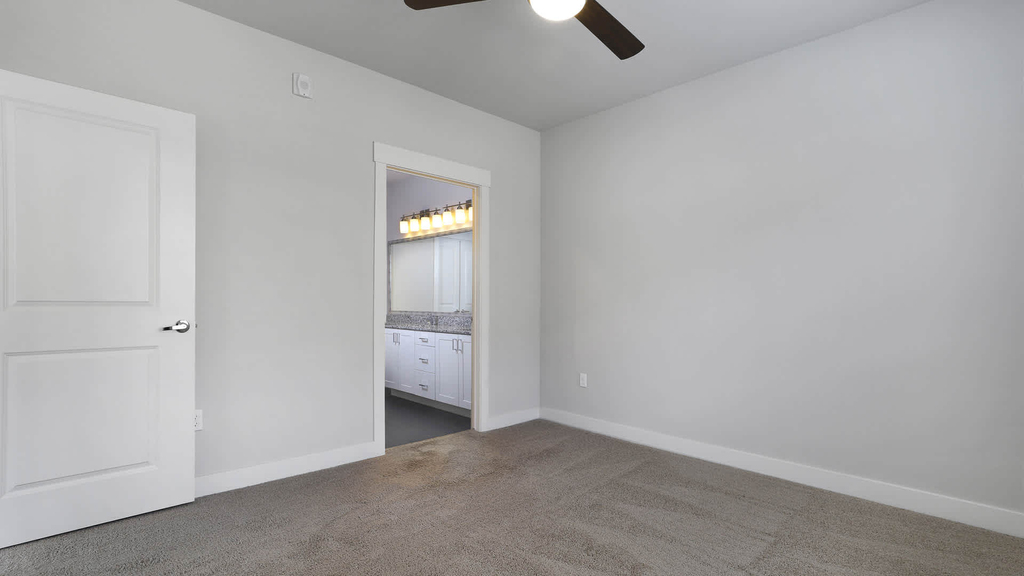 6200 Castlegate Dr. - Photo 15