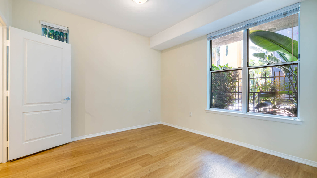 5211 Pacific Concourse Dr - Photo 14