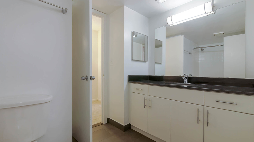 2501 Porter St. Nw - Photo 13