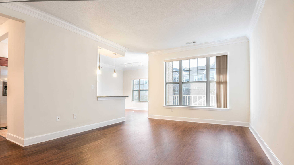 333 Ricciuti Dr. - Photo 9