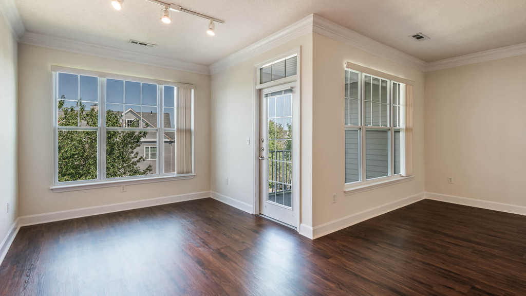 333 Ricciuti Dr. - Photo 11