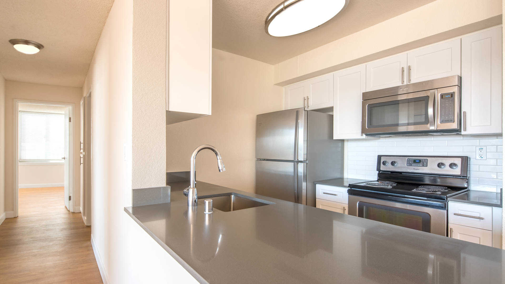 One Saint Francis Pl. - Photo 11