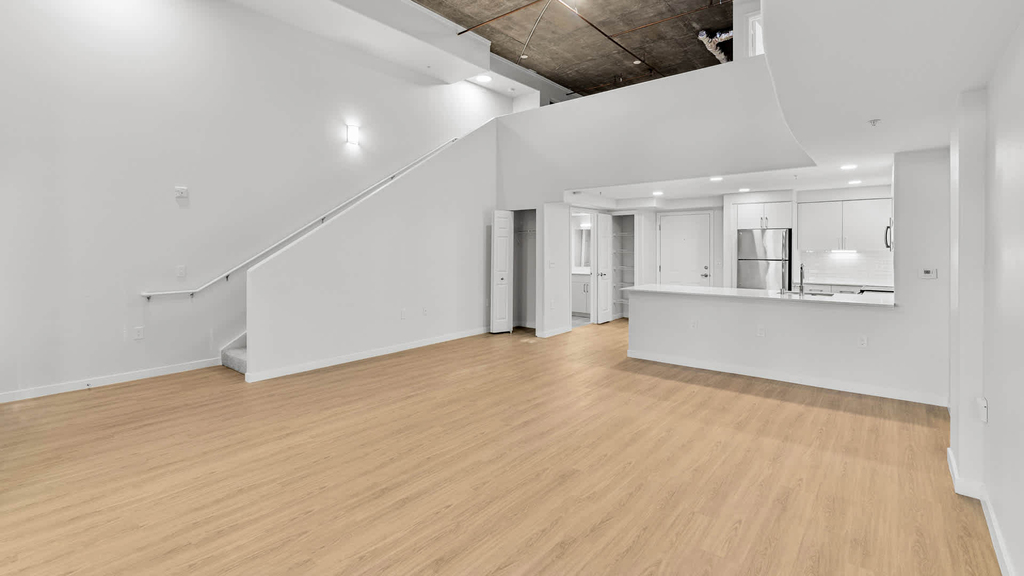 39410 Civic Center Dr. - Photo 20